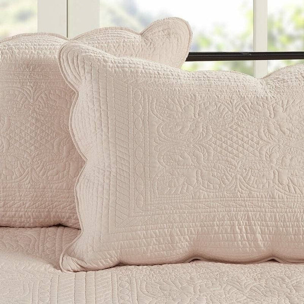 Full/Queen Size 3 Piece Reversible Scalloped Edges Microfiber Quilt Set in Blush-1