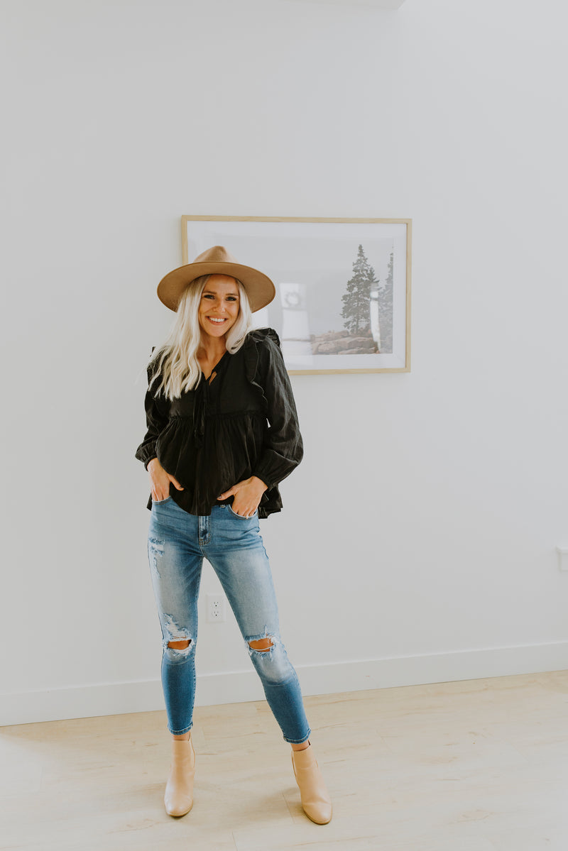 boutiques near me, online boutique, tops, blouse, womens tops, womens fashion, womens clothing, boutique near me