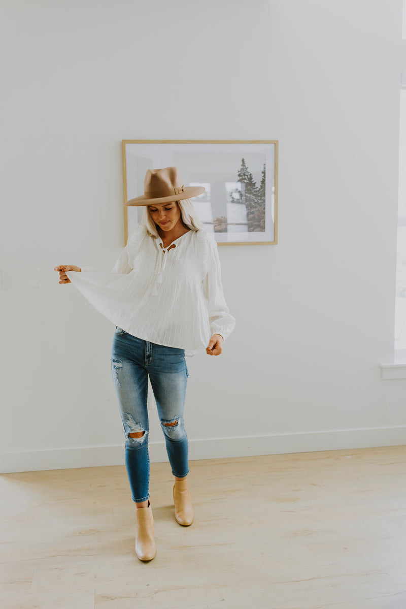 boutiques near me, online boutique, tops, blouse, womens tops, womens fashion, womens clothing, boutique near me