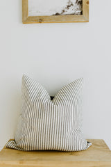 Wren Pillow Cover 20x20